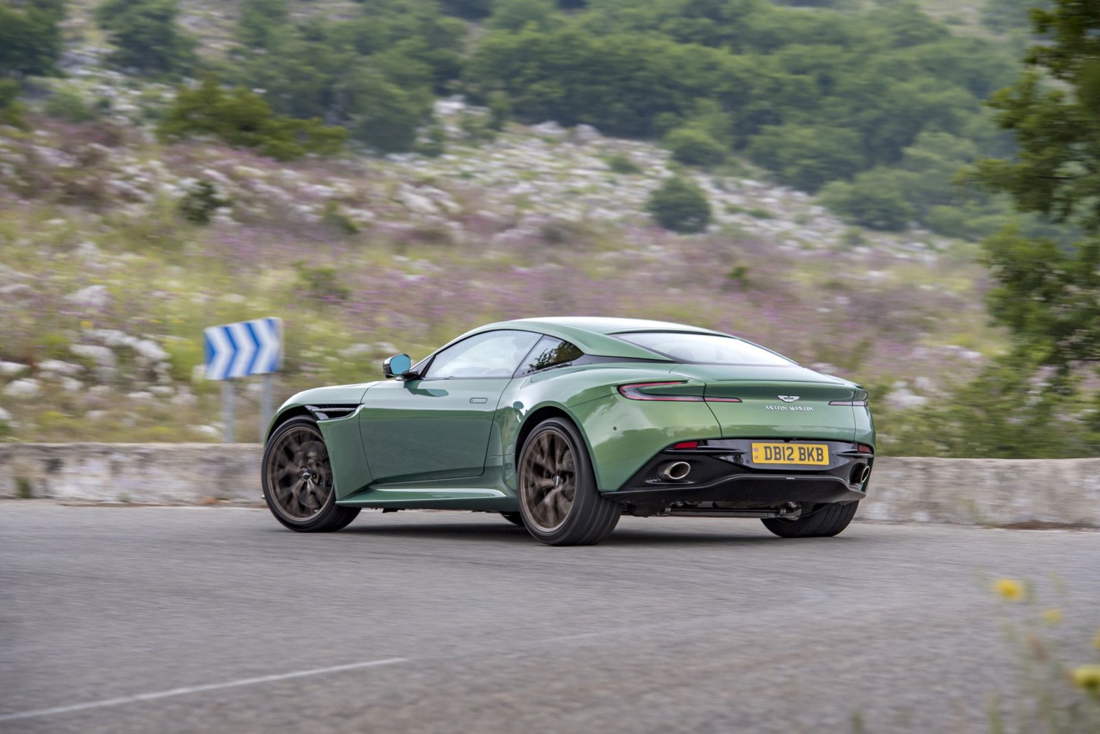 image.title Aston Martin DB Is Fast and Fab image